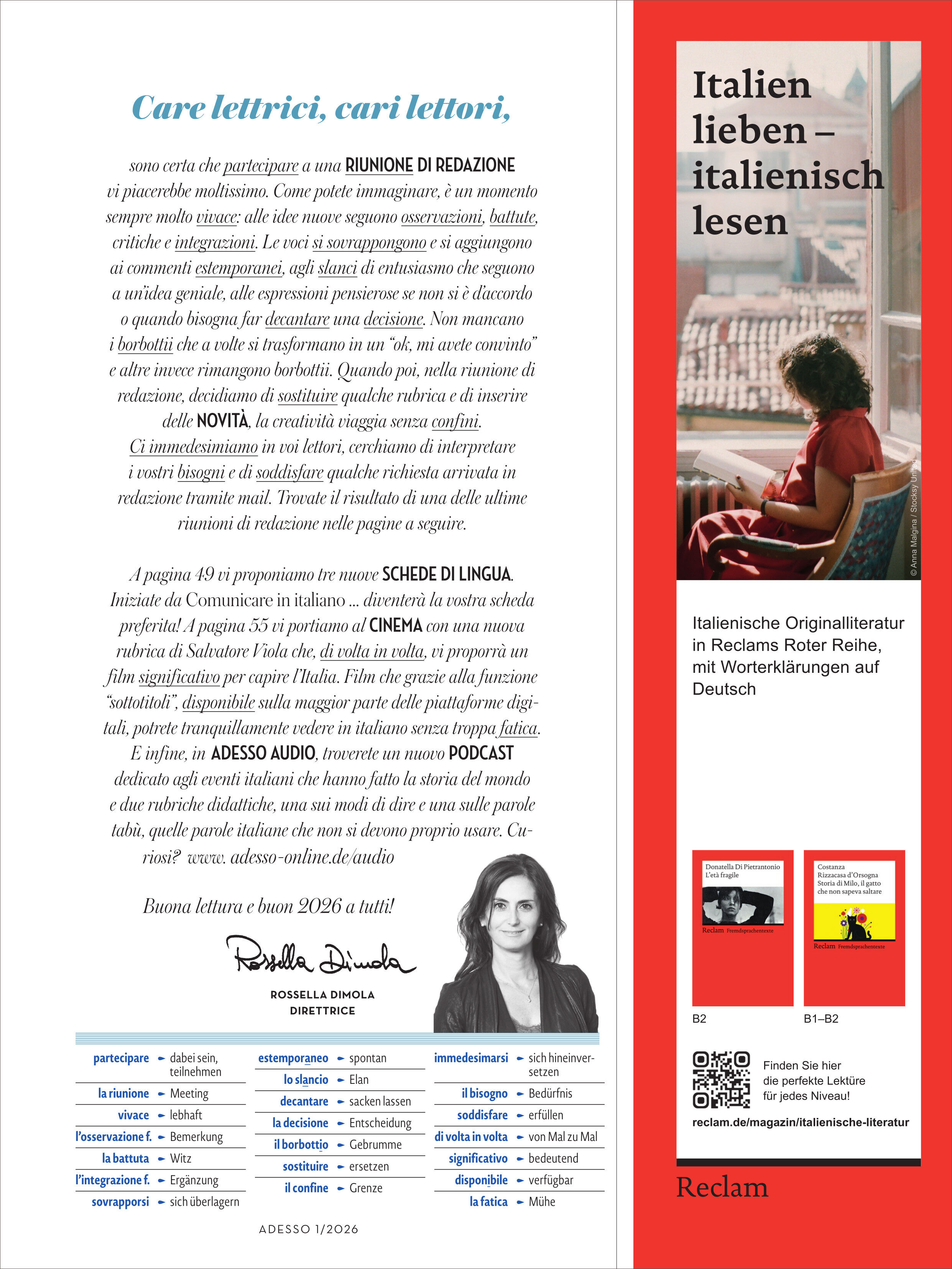 Detailreiche Magazinseite mit linkem Haupttext auf Weiß, Überschrift in Blau, persönliche Ansprache und Schwarz-Weiß-Porträtfoto. Rechts Werbeanzeige auf rotem Grund: „Italien lieben – italienisch lesen“, Buchcover mit sitzender Frau und Infos zu italienischer Literatur auf Deutsch. Klar strukturierte, moderne Gestaltung.
