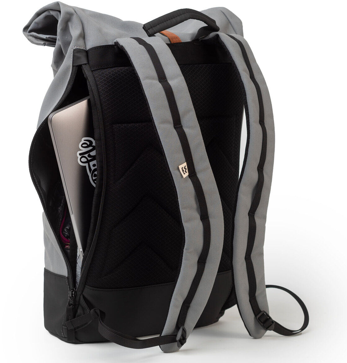 Ein stilvoller Rucksack namens 'Wanaka' in Schwarz und Grau, der ein Laptopfach zeigt. Perfekt für den Outdoor- und Alltagsgebrauch geeignet.