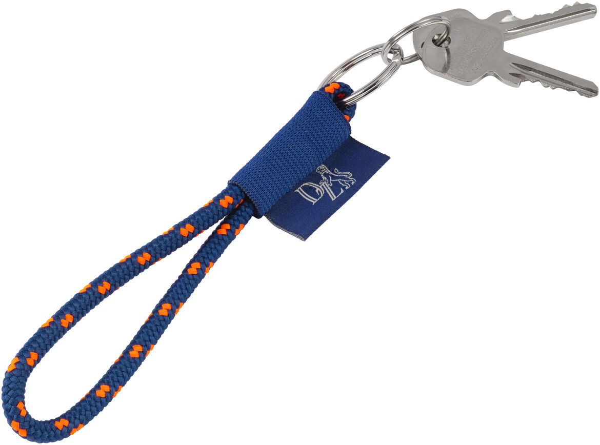 Ein Schlüsselanhänger aus einem blau-orangen Seil mit zwei daran befestigten Schlüsseln. Der Anhänger hat ein robustes Design und eignet sich für Outdoor-Aktivitäten.