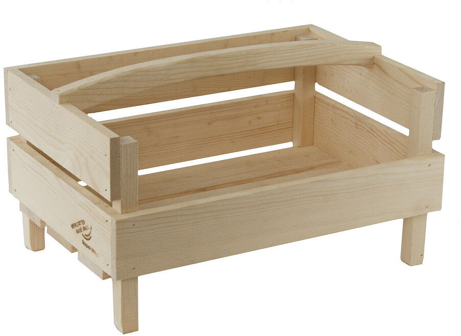 Stapelstiege aus unbehandeltem Holze mit Griffen und erhöhten Füßen. Die Stiege hat eine rustikale Bauernhofstil-Optik und eignet sich ideal für die Aufbewahrung von Obst, Gemüse oder als dekoratives Element im Haushalt.