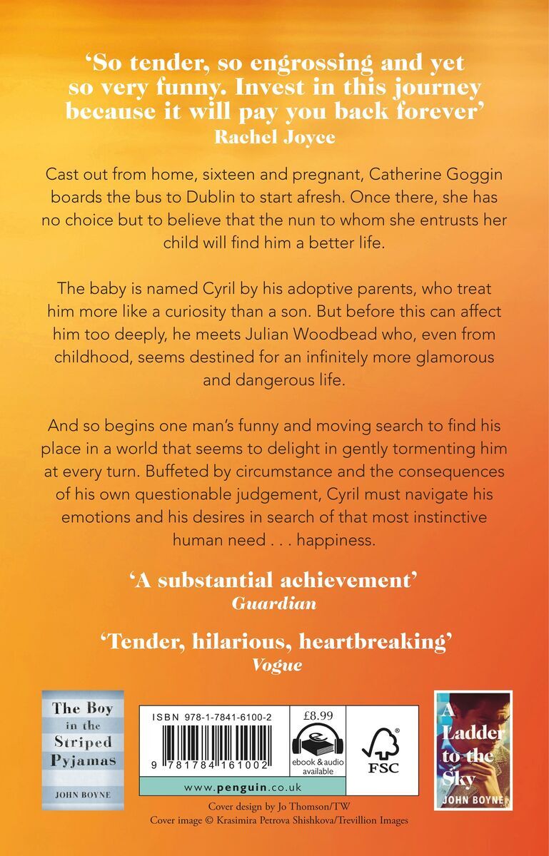 Das Bild zeigt die Rückseite des Buches 'The Heart's Invisible Furies' von John Boyne, veröffentlicht von Penguin Books. Das Rückseitencover enthält eine Inhaltszusammenfassung und Zitate von Kritikern in weißer und schwarzer Schrift auf gelbem und orangefarbenem Hintergrund.