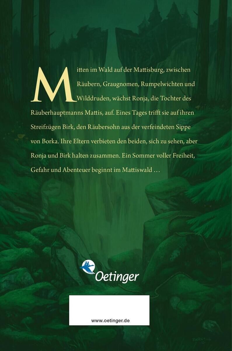Eine Buchrückseite des Buches 'Ronja Räubertochter' von Astrid Lindgren, veröffentlicht von Oetinger Verlag. Der Hintergrund zeigt einen Wald in verschiedenen Grüntönen, und ein hervorstechender gelber Buchstabe 'M' ist im Text erkennbar. Darunter eine kurze Zusammenfassung der Geschichte.