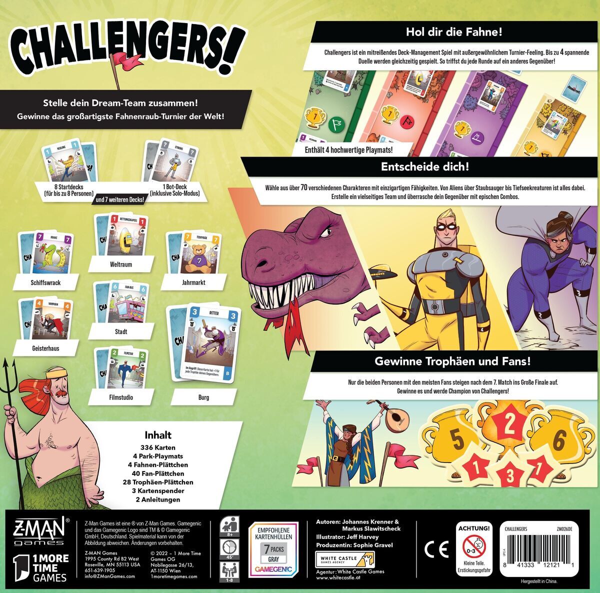 Das Bild zeigt das Brettspiel 'Challengers!' (Kennerspiel des Jahres) mit einer bunten, comicähnlichen Illustration. Das Spiel beinhaltet Karten, Spielbretter und verschiedene Charaktere. Im Vordergrund sind Trophäen, Punkteskalen und Textelemente zu sehen. Die Farbpalette umfasst hauptsächlich Grün, Lila, Gelb und Schwarz.