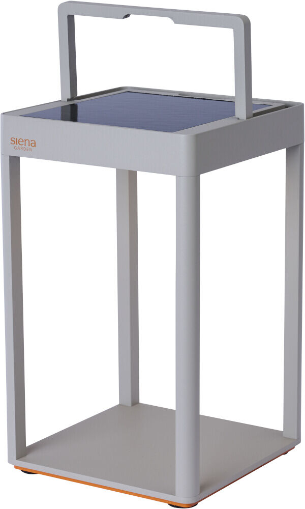 Modernes Windlicht »Wega«, klein (30 cm) von Sienagarden in seidengrauem Metall. Kantiges, minimalistisches Design mit praktischem Griff, obere Fläche ist dunkel, wahrscheinlich solarbetrieben. Ideal für Terrasse, Garten oder Balkon als stilvolle Lichtquelle.