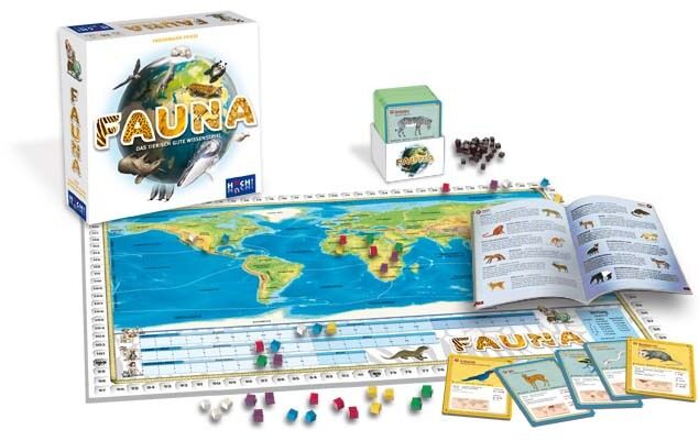 Spiel 'Fauna' mit Brett, Karten, Weltkarte und Spielfiguren. Das Thema dreht sich um Tiere und Geografie.