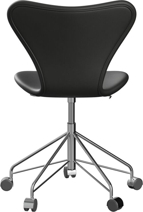 Schwarzer Bürostuhl »Series 7™« mit ergonomischem Design, drehbarer Sitzfläche, höhenverstellbar und einem silbernen Fünf-Stern-Fuß mit Rollen.