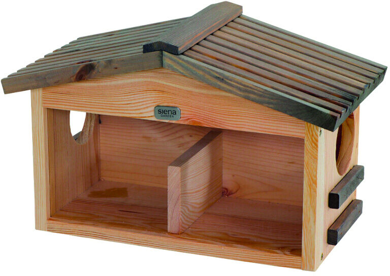 Eichhörnchen Haus »Knabber Knusper« aus hellem Holz mit dunklem Dach, rechteckiges Design, zwei große Öffnungen an den Seiten und eine Mittelsäule im Inneren für eine einfache Fütterung.