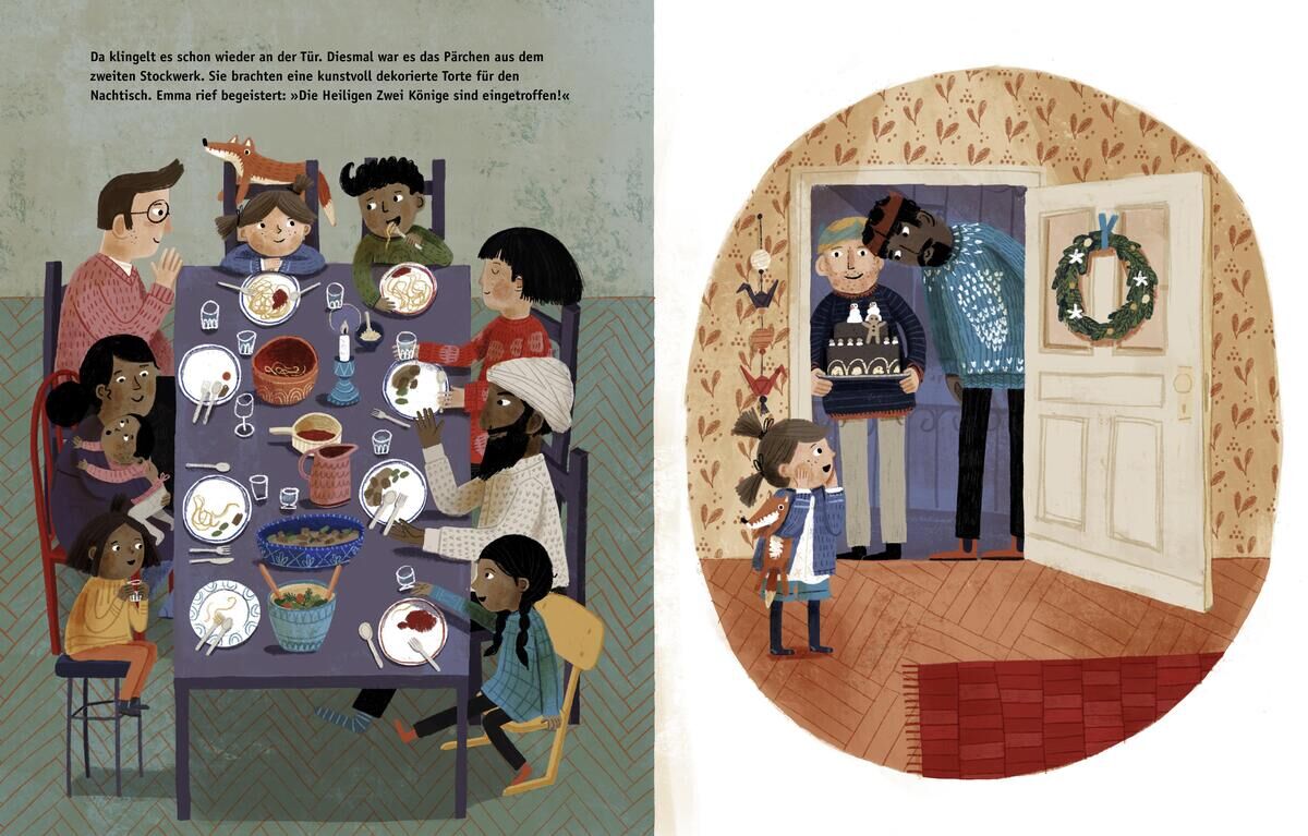 Eine farbenfrohe Illustration zeigt eine Familie, die um einen Tisch herum sitzt und ein Festessen genießt. Rechts daneben steht ein Mann mit einem Jungen und einem Hund an einer Tür, die mit einem Weihnachtskranz geschmückt ist. Der Raum ist warm und einladend dekoriert, passend zur Weihnachtszeit.