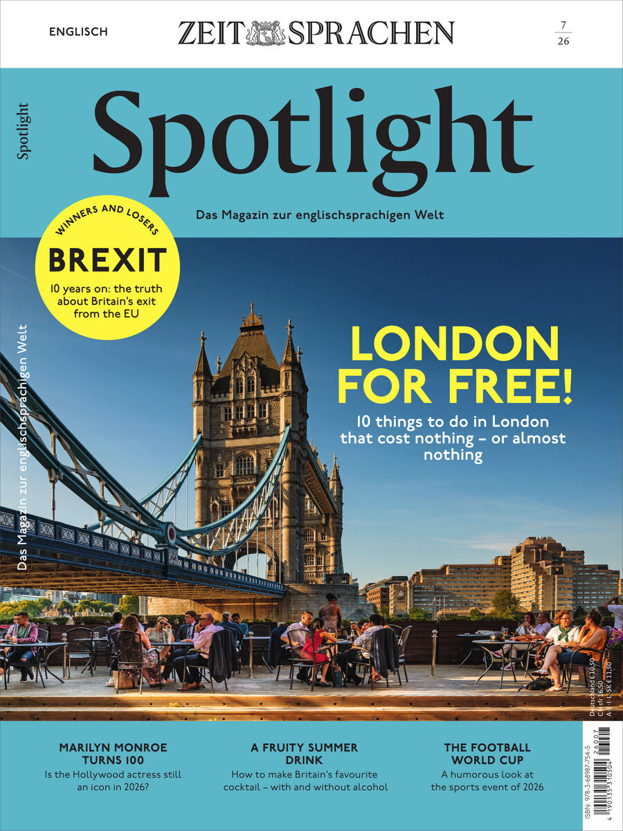 Titelblatt des Spotlight Magazin 7/2026 von Spotlight Verlag mit großem Foto der Tower Bridge in London bei Sonnenuntergang, Menschen auf einer Café-Terrasse im Vordergrund. Titelthema: „London for Free!“ sowie weitere Themenhinweise und Brexit-Info. Modernes, farbiges Layout.