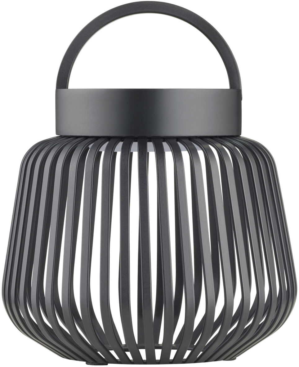 Die Abbildung zeigt die LED-Leuchte "LITO" XS Schwarz der Marke blomus. Das Design besticht durch vertikal angeordnete, schwarze Streben mit runder Öffnung oben und Henkel. Die Leuchte wirkt modern, minimalistisch und eignet sich ideal als tragbares Wohn- oder Gartenaccessoire.