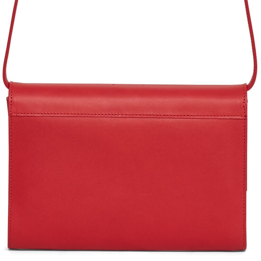 Rote Schultertasche aus Leder der ZEIT Sonderedition »DIE ZEIT 2«, minimalistisch und stilvoll gestaltet.