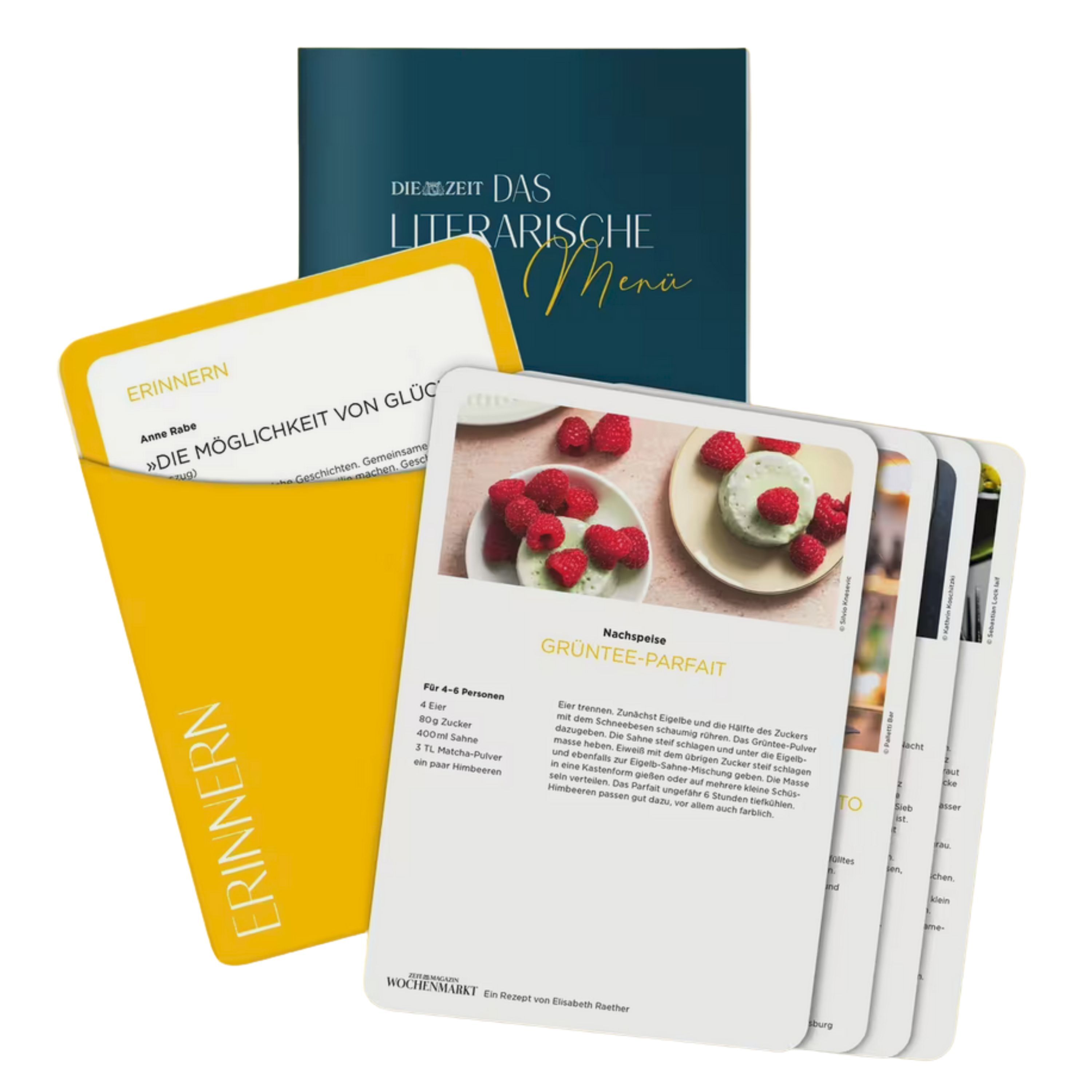 Abbildung der ZEIT-Edition »Das literarische Menü«: Zu sehen sind ein blaues Begleitheft mit goldener Schrift, gelbe und weiße Themenkarten zum Thema 'Erinnern' und mehrere Rezeptkarten, unter anderem mit einem Bild eines Grüntee-Desserts und Rezepttexten. Die Inhalte wirken hochwertig und ansprechend.
