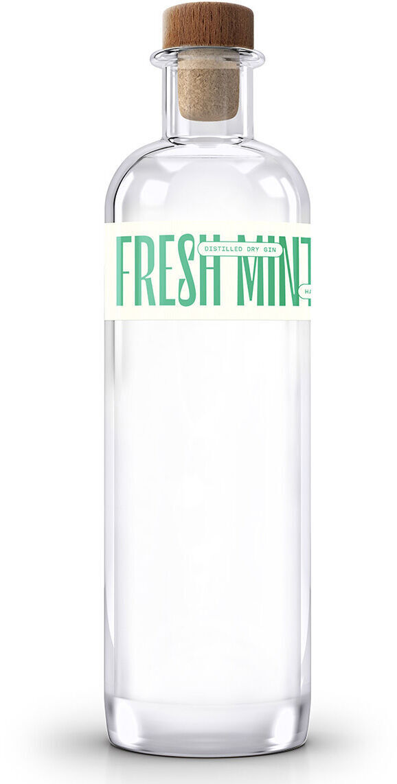 Distilled Dry Gin »Fresh Mint« in einer klaren Flasche mit Korkenverschluss und einem weißen Etikett mit grüner Aufschrift.