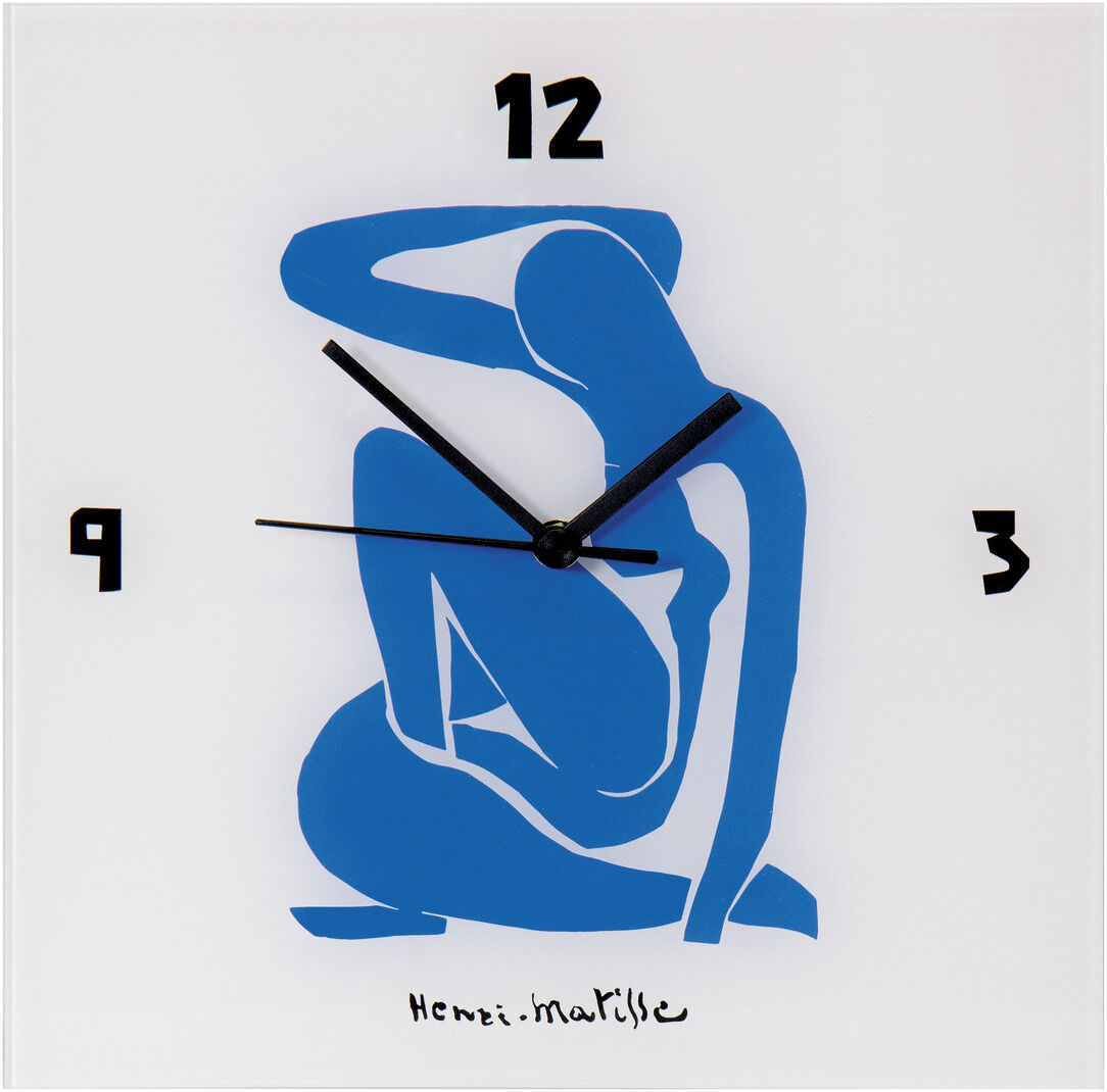 Quadratische Glasuhr mit dem blauen Scherenschnitt-Motiv 'Blauer Akt II' von Henri Matisse in der Mitte. Die Uhr zeigt eine stilisierte abstrakte Figur in kräftigem Blau, schwarze Zeiger und Ziffern auf weißem Hintergrund. Unten steht die Signatur 'Henri Matisse'.