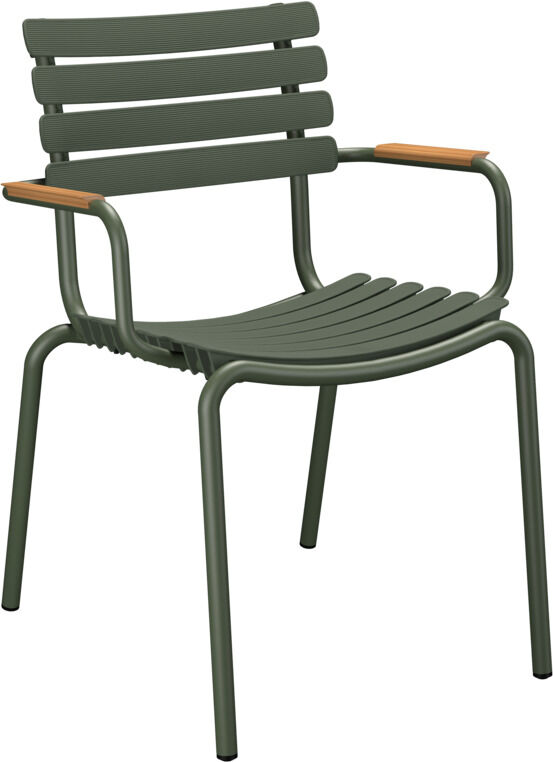 Ein moderner Stuhl namens RECLIPS mit grünem Aluminiumrahmen und braunen Akzenten an den Armlehnen. Er hat einen ergonomischen Sitz und ist für den Außenbereich konzipiert.