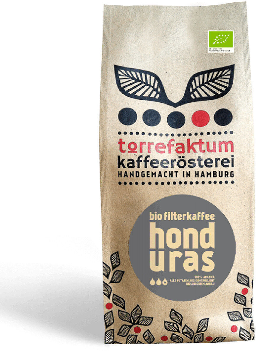 Paket Bio-Filterkaffeebohnen »Honduras« von der Kaffeerösterei Torrefaktum, handgemacht in Hamburg, mit einem umweltfreundlichen Design, das rot, schwarz, weiß und beige Farbtöne enthält.
