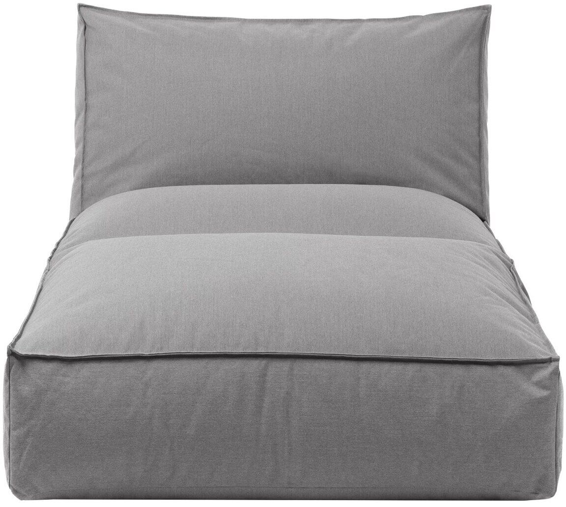 Das Bild zeigt ein Outdoor-Bett »STAY« in der Größe 80 x 190 cm. Das Bett hat ein modernes Design, eine graue Farbe und sieht sehr bequem aus. Ideal für den Einsatz im Freien wie auf Terrassen, in Gärten oder auf Patios.
