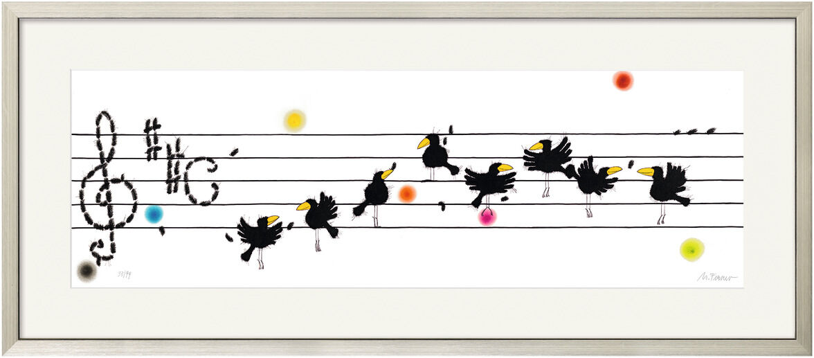 Ein Bild von Michael Ferner mit dem Titel »Alle Raben sind schon da«, das Raben auf einem Notenblatt darstellt. Die Raben sind humorvoll in verschiedenen Positionen auf den Notenlinien abgebildet, umgeben von bunten Farbtupfern.