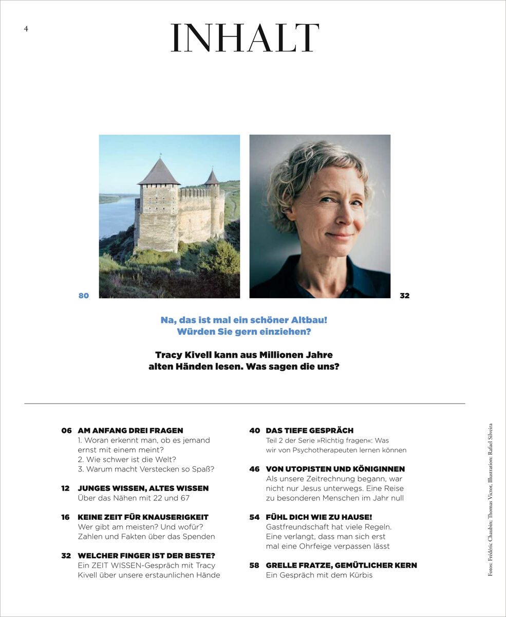 Inhaltsseite des Magazins ZEIT WISSEN 6/26 mit zwei Bildern: links eine mittelalterliche Burg auf grünem Hügel, rechts Porträt einer älteren Frau vor hellem Hintergrund. Unten Themenliste und Seitenzahlen, darunter Titel wie ‚Am Anfang drei Fragen‘ oder ‚Das tiefe Gespräch‘.