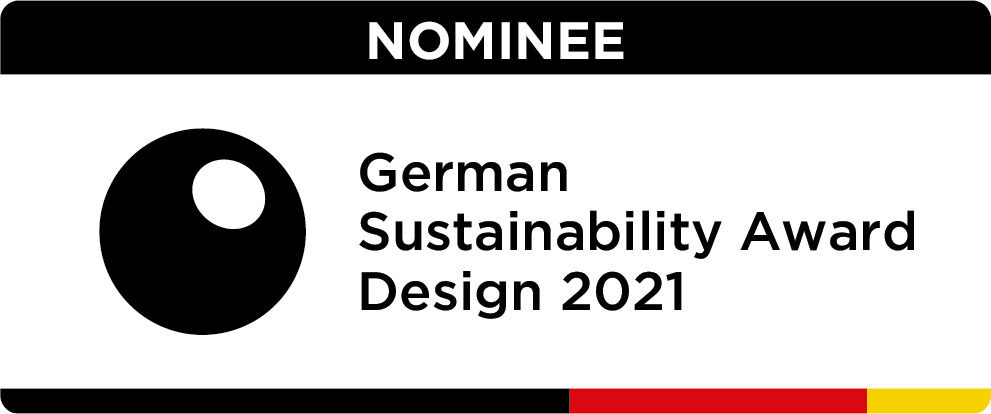Ein Glas mit Solarmodulen, das als nachhaltige Lichtquelle dient. Das Produkt wurde für den Deutschen Nachhaltigkeitspreis Design 2021 nominiert.