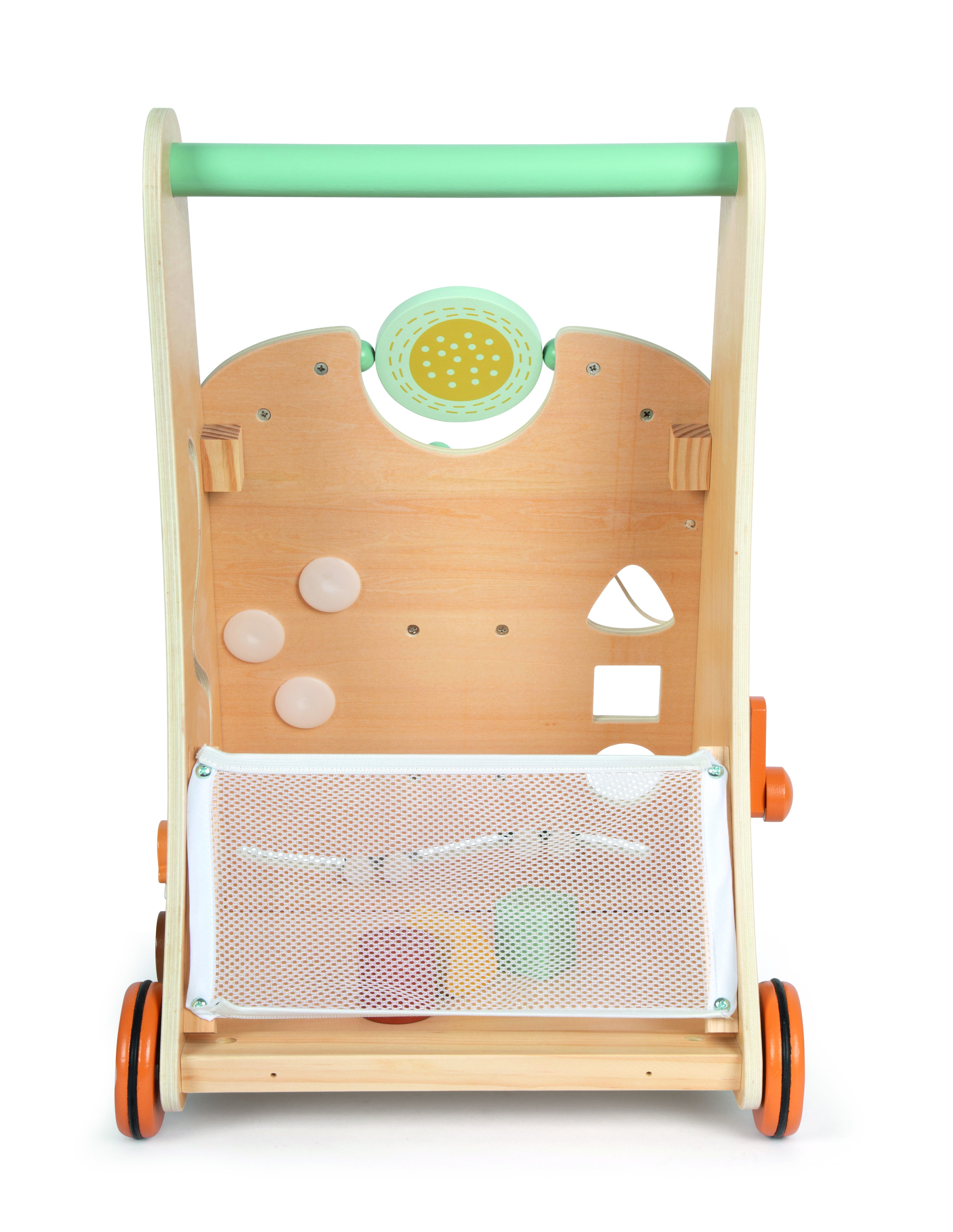 Abgebildet ist ein Lauflernwagen aus Holz mit Safari-Motiv. Der Wagen hat ein grün gepolstertes Griffstück, orangefarbene Räder, ein Gitterfach sowie verschiedene Spiel-Elemente wie Steckformen und Drehscheiben an der Vorderseite. Das Design richtet sich an Kleinkinder und fördert spielerisch die Motorik und das eigenständige Laufen.