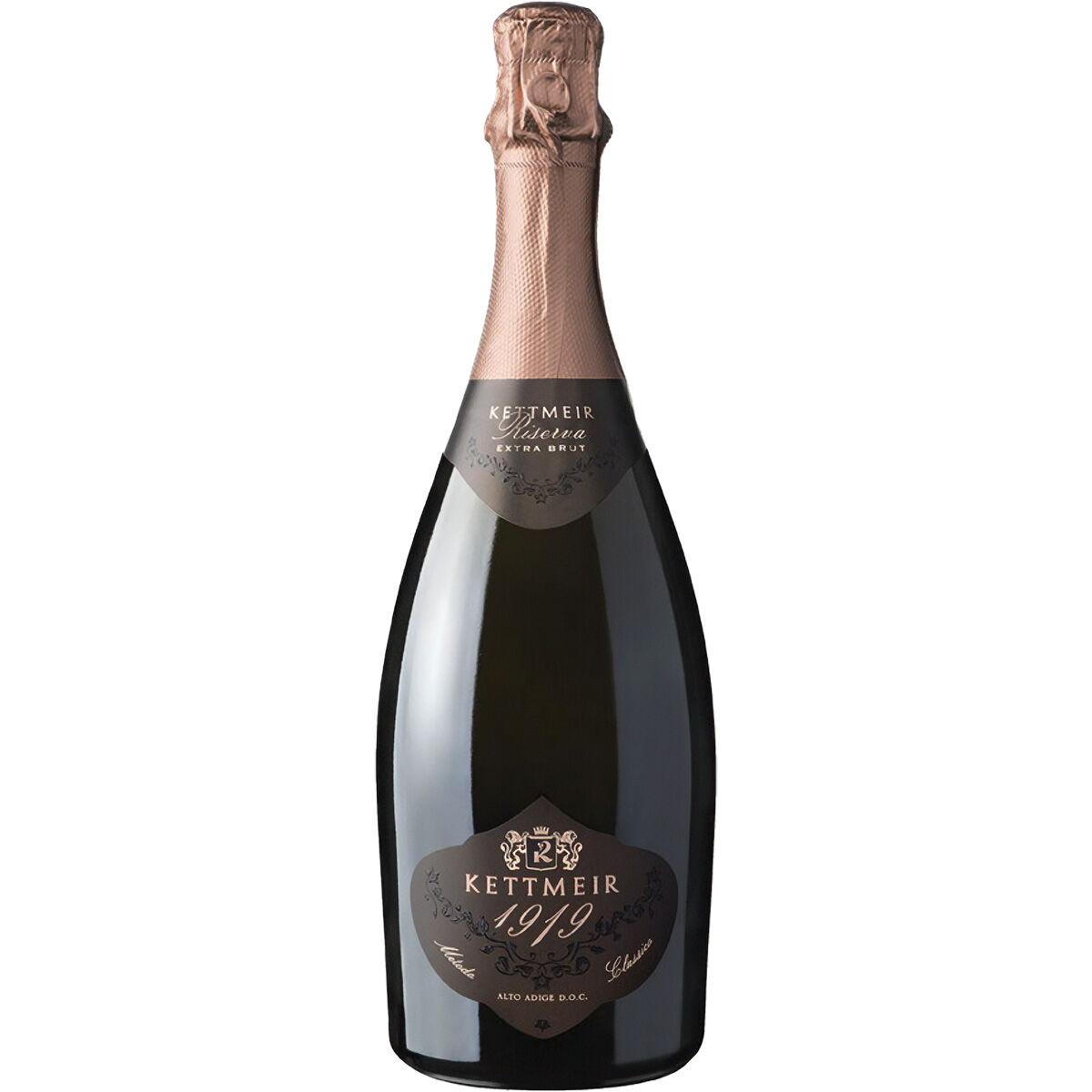 Eine edle Sektflasche der ZEIT-Weinedition »KETTMEIR« von Herita s.p.a. ist abgebildet. Die Flasche ist dunkel gehalten, das Etikett sowie die Folie um den Flaschenhals glänzen in Bronze- und Goldtönen. Auf dem Etikett stehen Marke und Jahrgang 1919.
