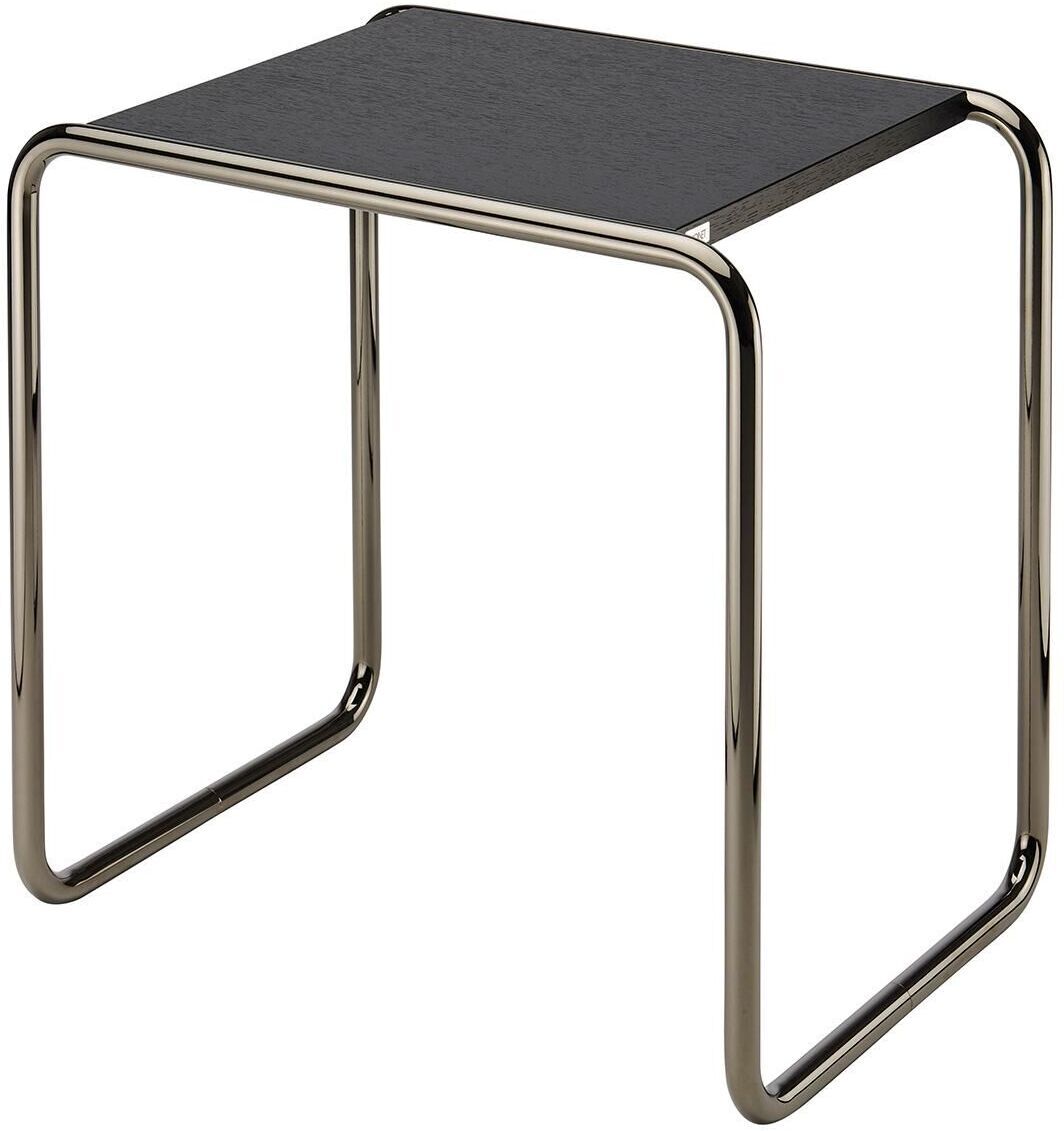 Ein moderner Beistelltisch von Thonet, Modell B9a/b, mit einer schwarzen Tischplatte und einem schlichten Metallgestell in Silber. Das Design ist minimalistisch und elegant.