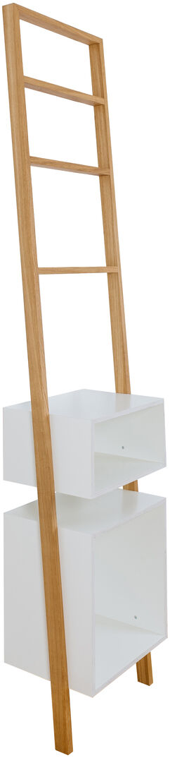 Ein schlankes, modernes Leiterregal mit einem Holzrahmen und zwei weißen Regalfächern, ideal zur Aufbewahrung und Dekoration in Innenräumen.