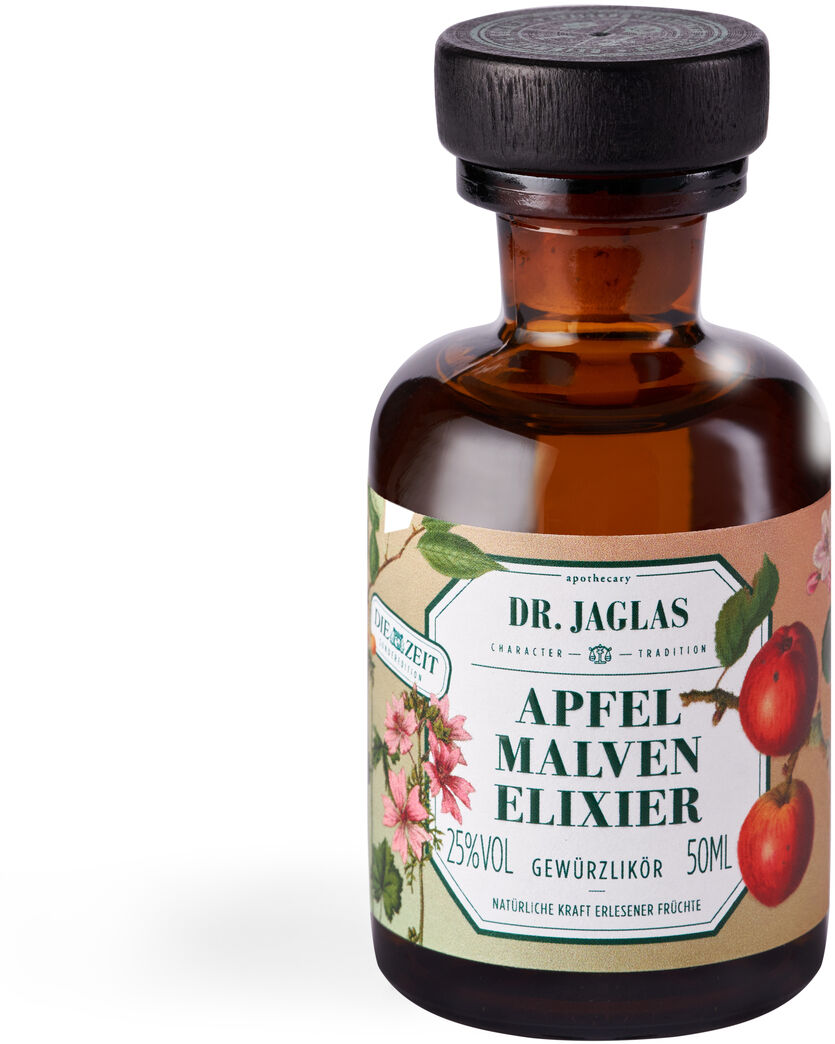 Eine braune 250-ml-Flasche ZEIT-Sonderedition Dessertlikör »Apfel Malven-Elixier« mit einem schwarzem Verschluss. Das Etikett zeigt die Aufschrift »Apfel Malven-Elixier«, »Dr. Jaglas« sowie Bilder von rot-grünen Äpfeln und rosa Malvenblüten auf weißem Hintergrund.