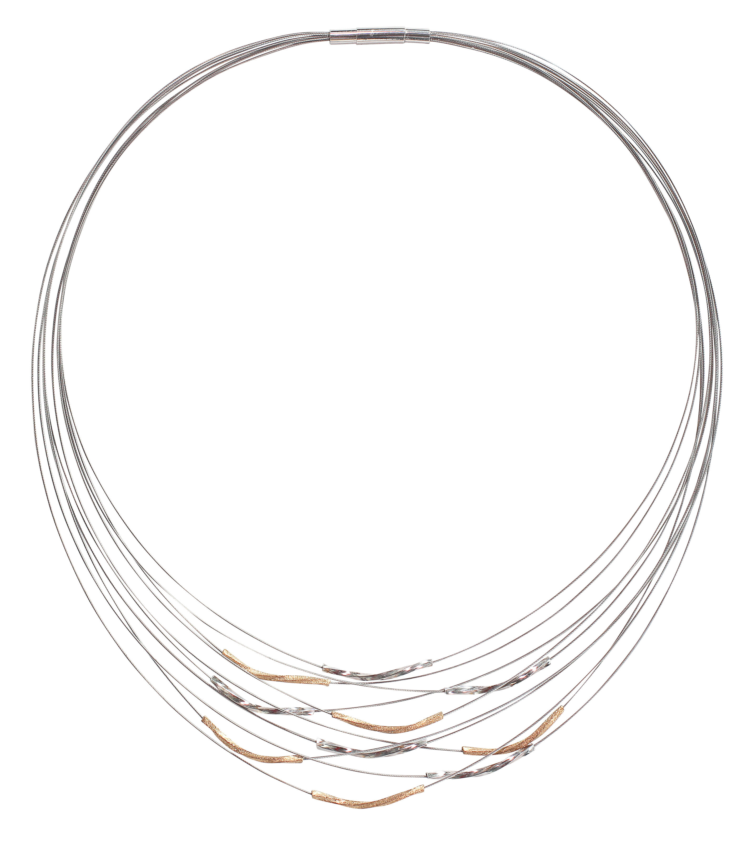 Silberfarbenes Collier mit mehreren feinen, ineinander verschlungenen Reihen und goldfarbenen Wellenakzenten, elegant und modern gestaltet.