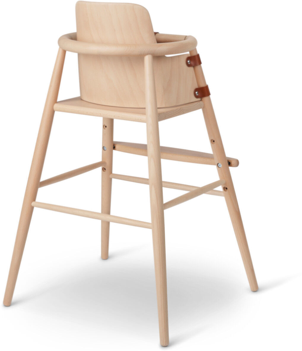 Ein moderner Kinderhochstuhl aus hellem Holz mit Sicherheitsgurt und verstellbarem Einsatz für Babys, geeignet für Kleinkinder. Ideal für Küche und Esszimmer.