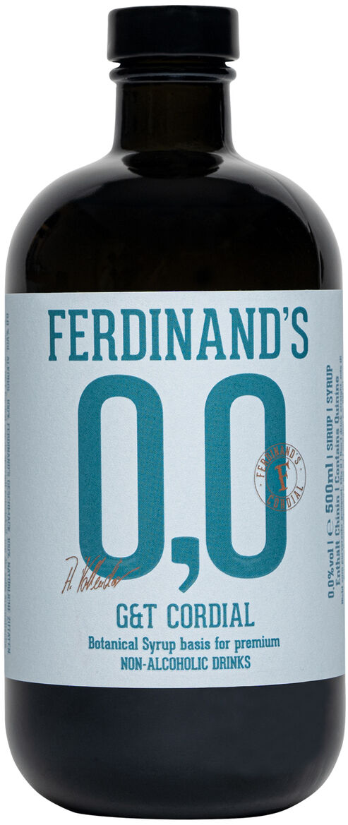 Flasche von Ferdinand's 0,0 G&T Cordial: Eine schwarz-türkis-weiße Flasche mit der Aufschrift 'Ferdinand's 0,0 G&T Cordial'. Es handelt sich um ein alkoholfreies Erfrischungsgetränk in einer stilvollen Präsentation.