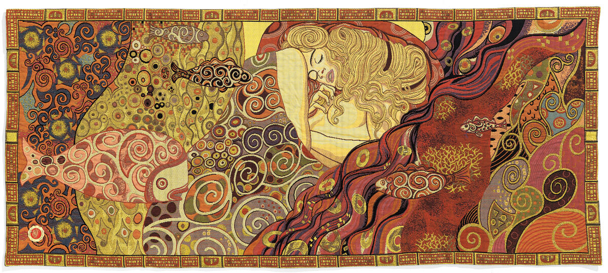 Wandteppich mit dem Motiv 'Danae' von Gustav Klimt, zeigt eine liegende Frau umgeben von detailreichen, bunten und ornamentalen Mustern in Gelb, Rot, Gold, Grün, Schwarz, Lila und Orange.