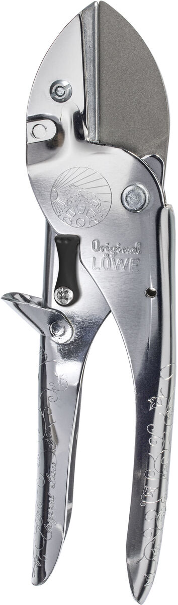 Bild der Amboss-Schere Jubiläumsedition von LÖWE, ein hochwertiges Schneidwerkzeug aus glänzendem Metall mit ergonomischem Design und robusten Klingen.