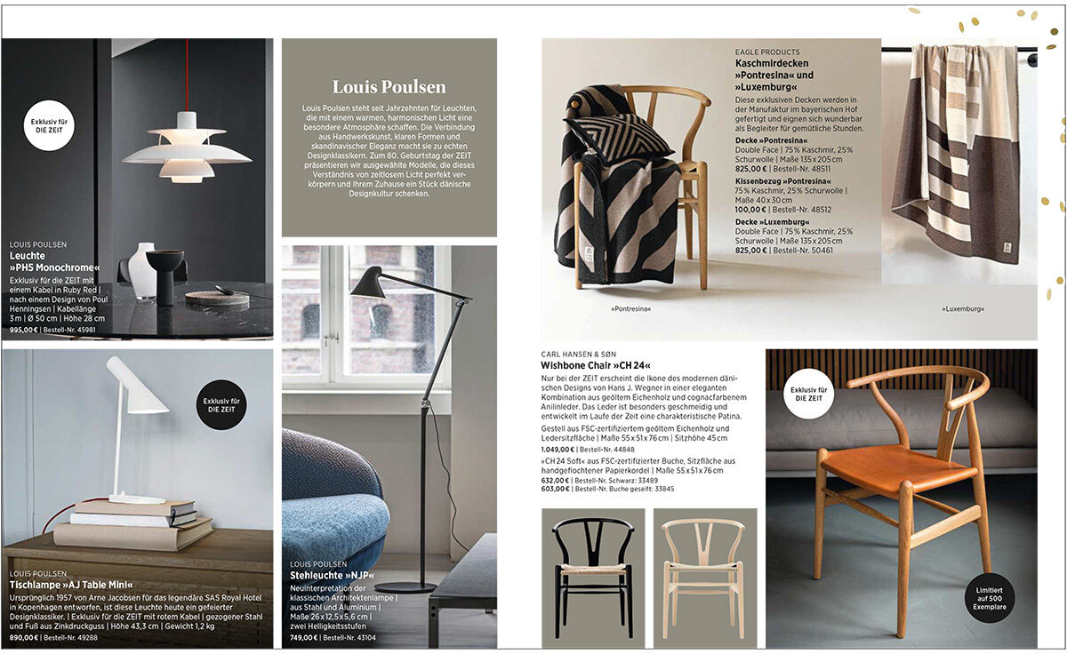 Doppelseite aus dem Katalog: Jubiläum 80 Jahre ZEIT, Ausgabe 03/2025. Verschiedene hochwertige Designer-Möbel wie Stühle und Leuchten von Louis Poulsen, Accessoires in neutralen und Naturtönen, moderne Rauminszenierungen mit klarer, stilvoller Gestaltung.