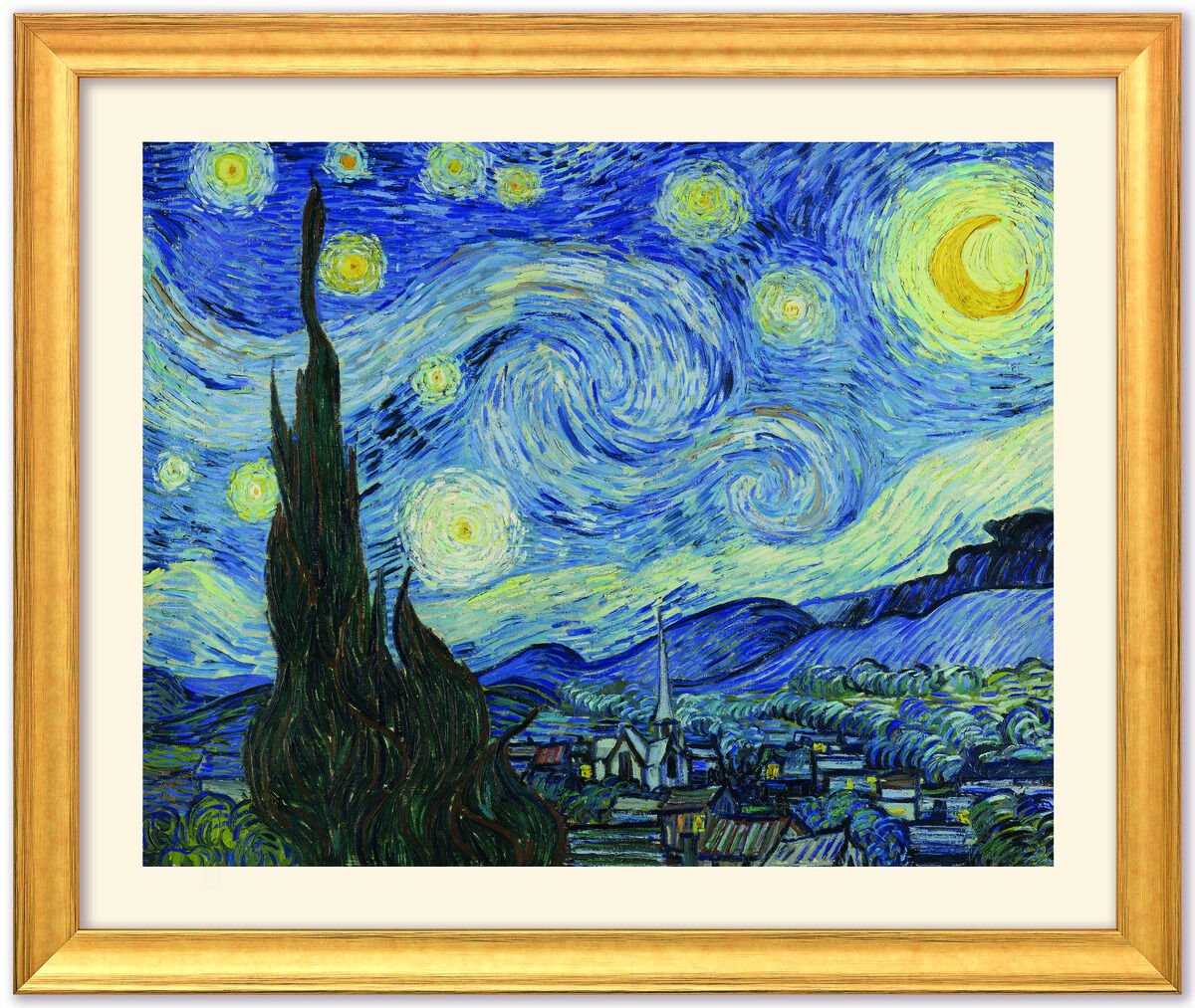 Ein gerahmtes Gemälde von Vincent van Gogh, bekannt als 'Sternennacht'. Das Bild zeigt einen lebendigen Nachthimmel mit leuchtenden Sternen, einem großen Mond und Wirbeln in Blau und Gelb. Im Vordergrund sind dunkle Zypressen und darunter eine kleine Stadt zu sehen. Der Rahmen ist in einem goldenen Ton gehalten.