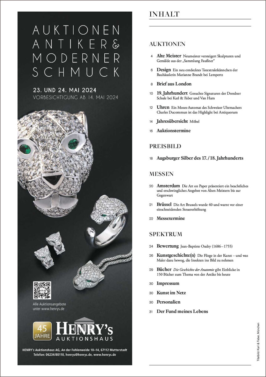Verkaufsbrochure des Magazins 'KUNST UND AUKTIONEN 8/24', die antiken und modernen Schmuck zeigt. Die Broschüre bewirbt eine Auktion bei Henry’s Auktionshaus mit auffälligem silbernem, mit Edelsteinen besetztem Schmuck in Leopardenform. Ein Inhaltsverzeichnis listet diverse Themen wie Alte Meister, moderne Kunstwerke und Silber des 17./18. Jahrhunderts. Farbgestaltung der Broschüre in Schwarz, Weiß und Silber.