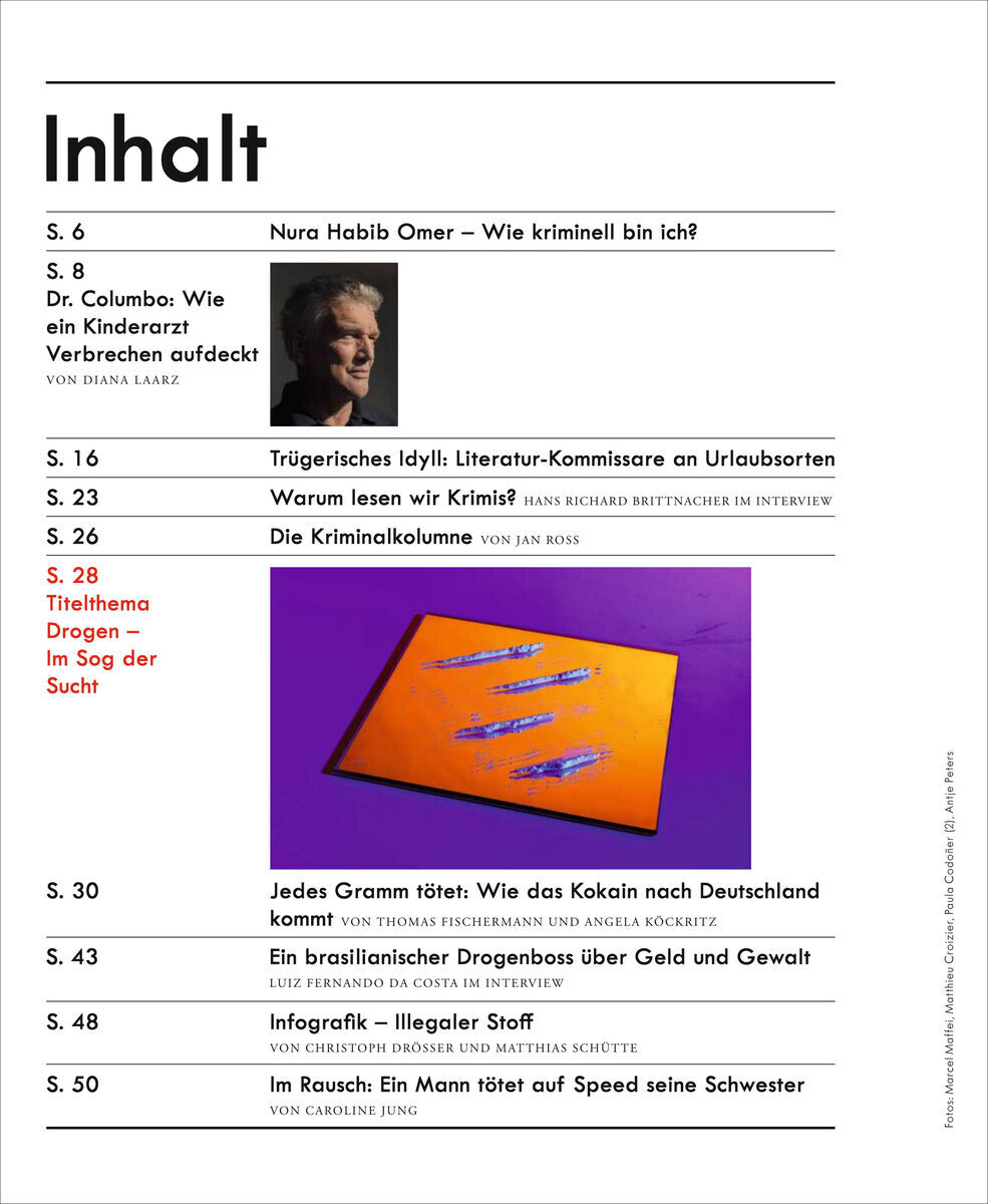 Eine Seite des Inhaltsverzeichnisses des Magazins 'ZEIT VERBRECHEN 15/22'. Die Liste enthält Artikel über Verbrechen, Krimis und Drogen. Die Seite ist vorwiegend weiß mit schwarzem Text und einigen roten und gelben Akzenten.