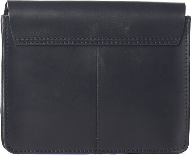 Abgebildet ist die Tasche »Audrey Mini« in schlichtem Schwarz. Die kompakte und elegante Ledertasche eignet sich besonders für Damen, die Wert auf Stil und Qualität legen.