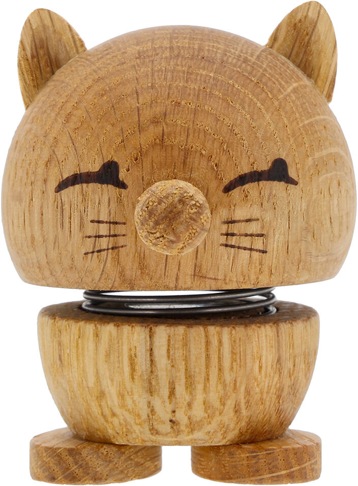 Holzfigur in Katzenform aus Eiche mit einem runden Kopf, aufgesetzten Ohren und eingearbeiteten Gesichtszügen, die harmonisch und minimalistisch gestaltet ist.