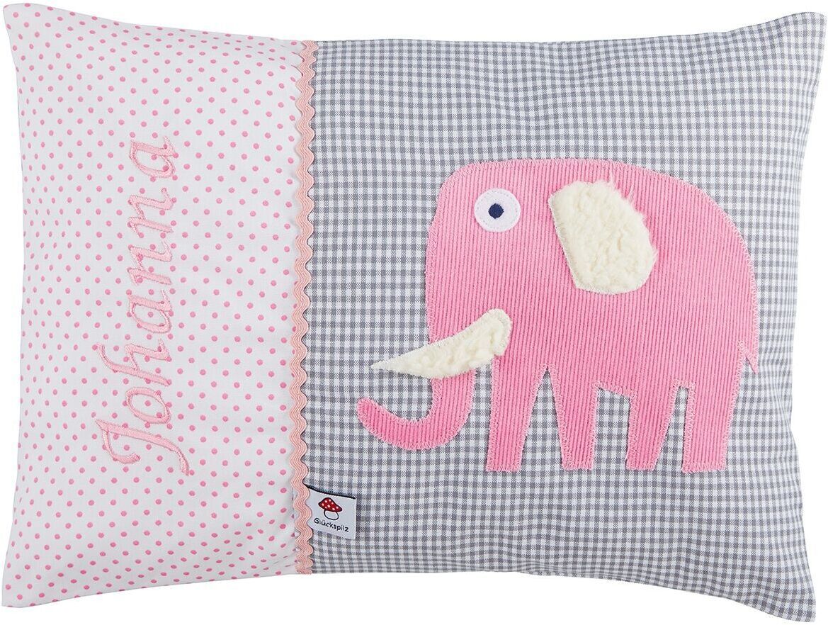 Ein Namenskissen mit einem aufgenähten rosa Elefanten, einem grauen Karo-Hintergrund und einer weißen Fläche mit kleinen rosa Punkten und einem eingestickten Namen 'Johanna' in Rosa.