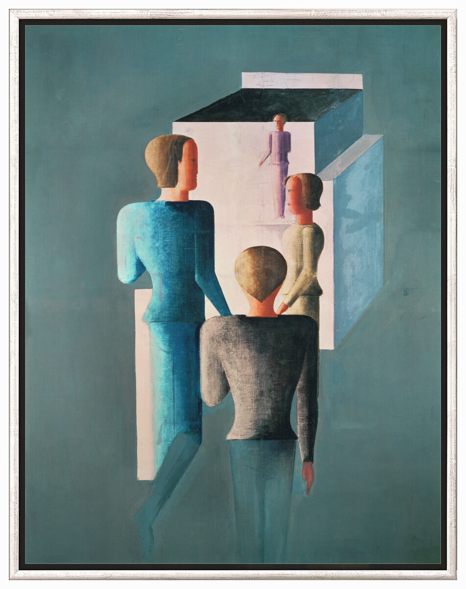 Das Gemälde »Vier Figuren und Kubus« von Oskar Schlemmer aus dem Jahr 1928 zeigt vier abstrahierte menschliche Figuren in geometrischen Formen und Farben. Die Hauptfarben sind Grün, Blau, Rot und Beige. Die Figuren stehen vor einem weißen Kubus vor einem grünen Hintergrund. Das Kunstwerk ist ein Beispiel für die moderne, abstrakte Kunst des 20. Jahrhunderts.