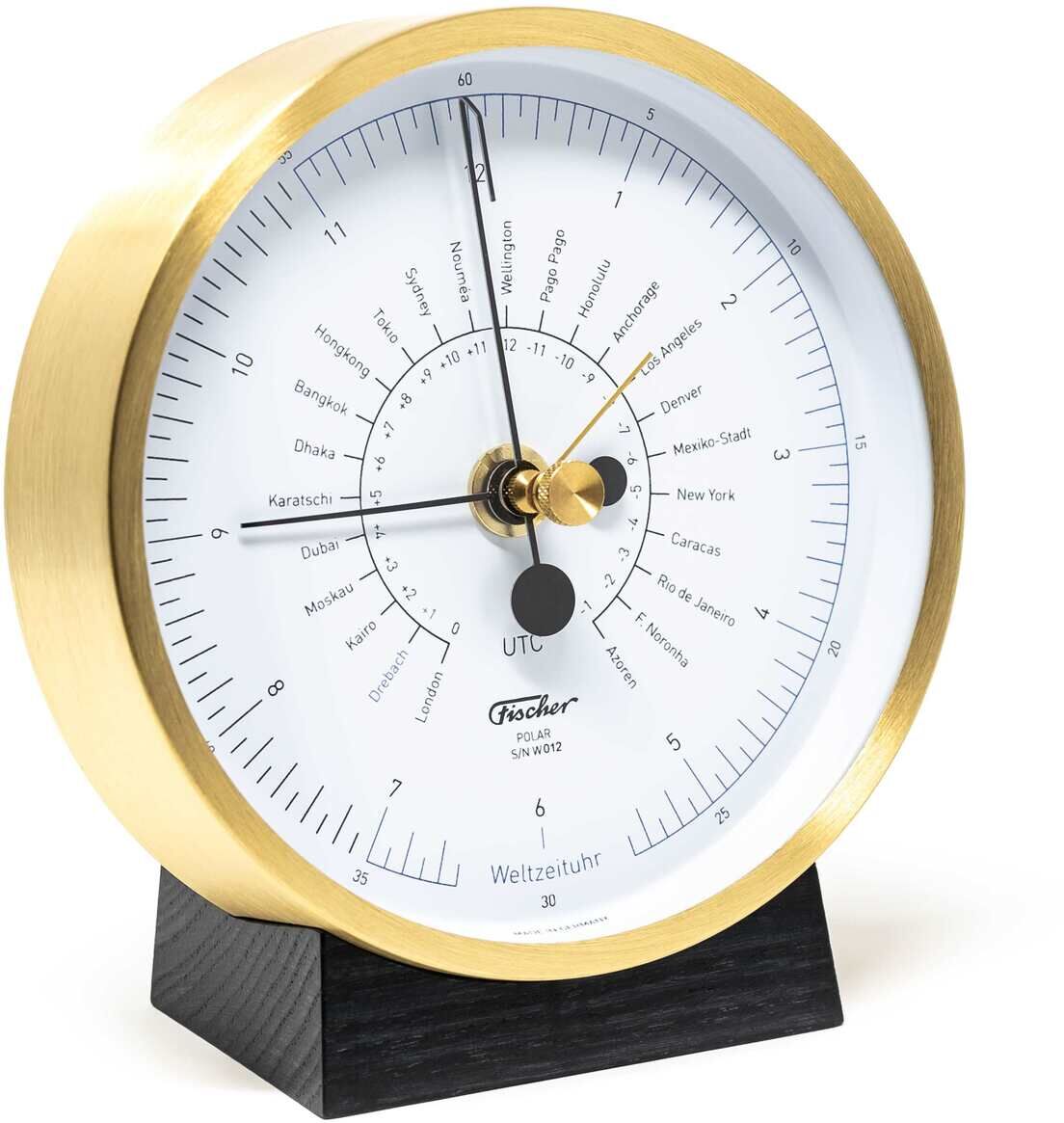 Sockel »POLAR« Instrumente Weltzeituhr mit einem goldenen Rand und einem schwarzen Sockel. Die Uhr hat ein rundes Design und eine analoge Anzeige mit verschiedenen Zeitzonen.