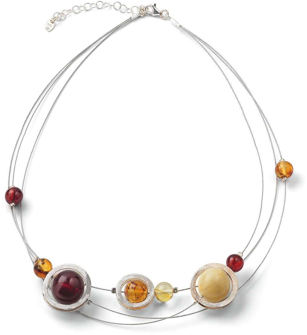 Bernsteincollier mit mehreren runden Anhängern in unterschiedlichen Farben, darunter Bernstein, Gold, Silber, Rot, Gelb und Grün, an einer silberfarbenen Kette.