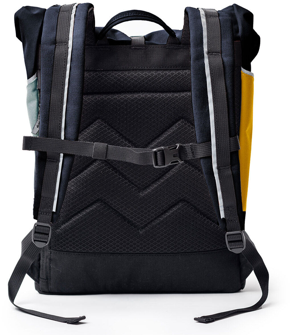 Rucksack »Popoyo« mit modernem Design in den Farben Schwarz, Gelb und Grau. Der Rucksack hat gepolsterte Trageriemen und eine ergonomische Form und eignet sich für den täglichen Gebrauch, Reisen und Outdoor-Aktivitäten.