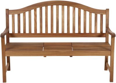 Eine 3-Sitzer Bank namens »Pisa« aus Akazienholz. Die Holzbank hat ein rustikales Design mit einer geschwungenen Rückenlehne und Armlehnen, geeignet für den Außenbereich wie Garten oder Terrasse.